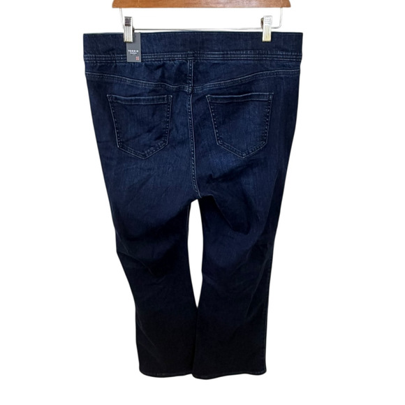 Torrid NEW Feel The Fit Lean Jean Pull On Slim Boot Super Soft (1S) 14/16 Short - Picture 2 of 3